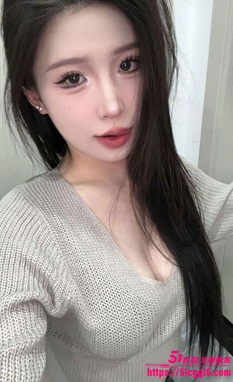 抖音冷艳御姐 半眠学姐 私拍反差福利 丝袜玉足模拟足交 娇嫩美腿性感翘臀 足控天堂诱惑爆表！