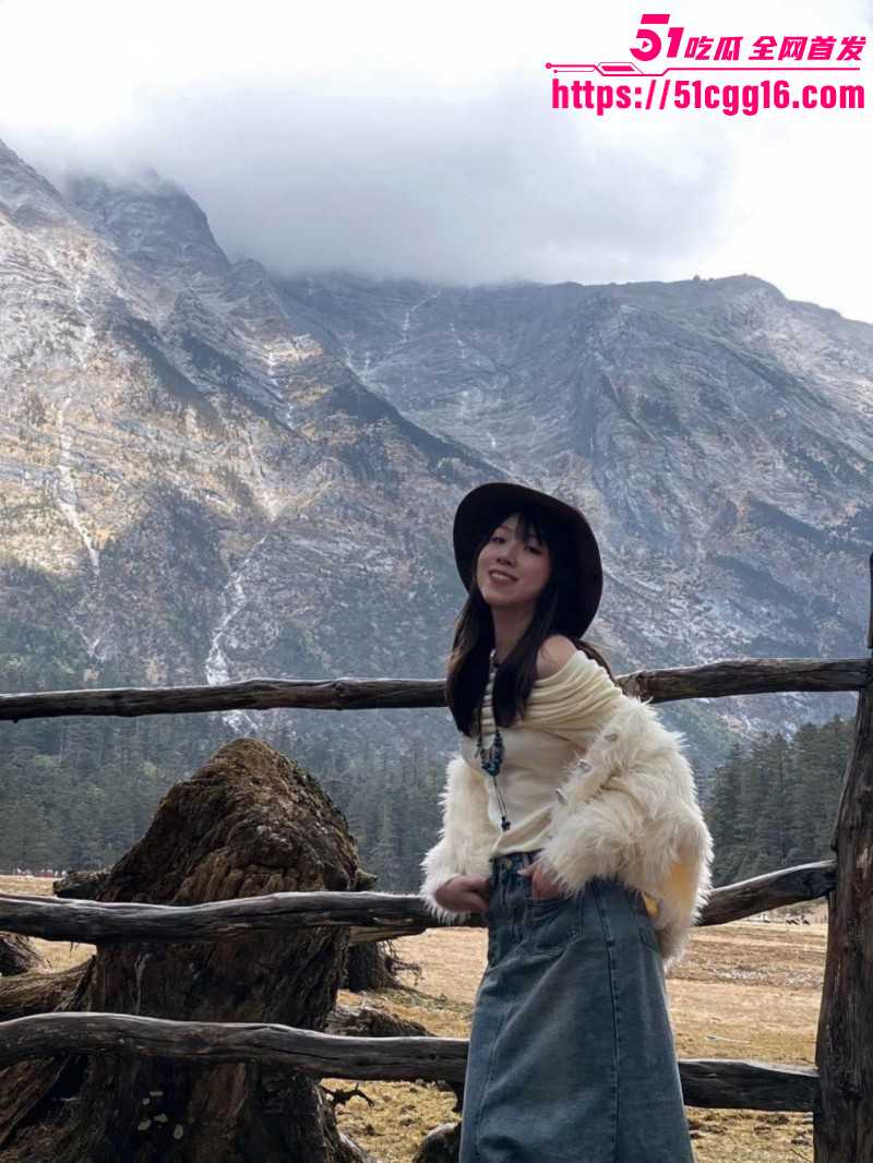 山东威海孙颖与客户撩骚不雅视频03
