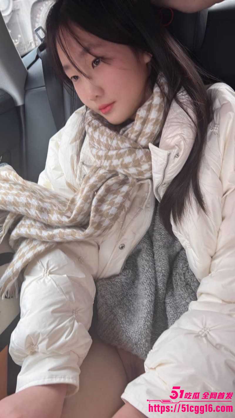 19岁清纯萝莉被富二代男友调教03