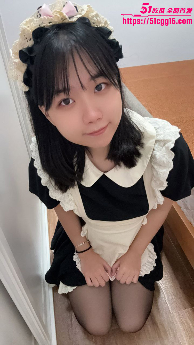 无锡反差大学生 周诗涵 大尺度不雅视频流出 纯欲小骚货纤指猛抠嫩穴 剃刀刮逼毛展示骚穴 骚劲爆棚！