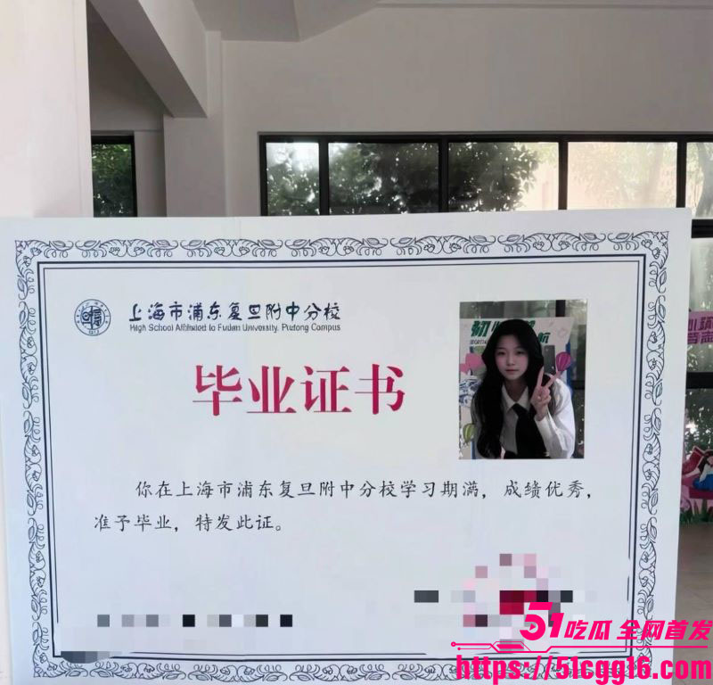 北美留学圈大翻车！魅魔刘思雨多年放贷阉割受害者 卧底复仇者联盟黑手机反杀 隐私曝光乖乖女形象崩塌！