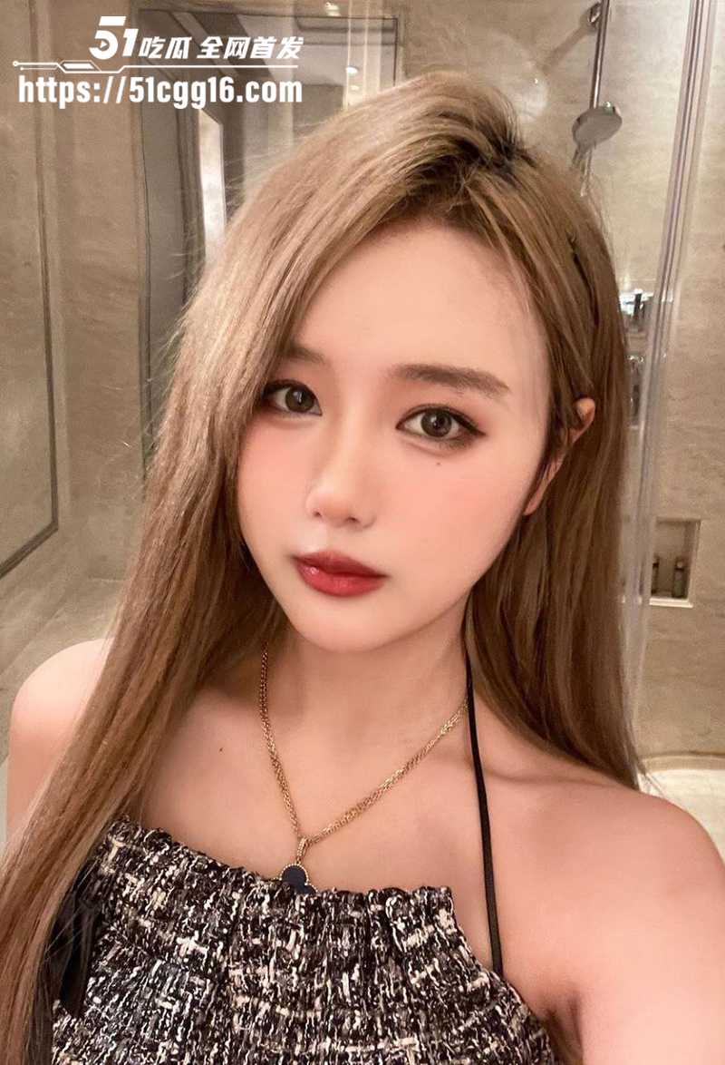 广东精神小妹沫黎双飞视频流出  2 拷贝