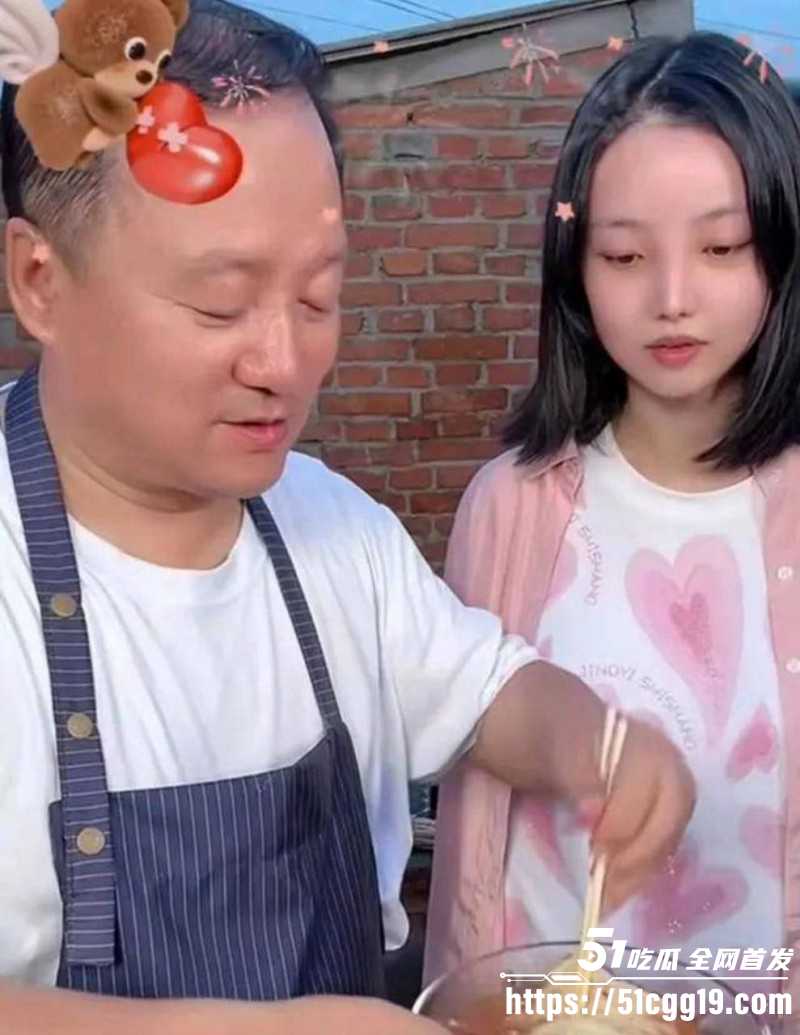 谢广坤扮演者唐鉴军被两位前妻曝光022