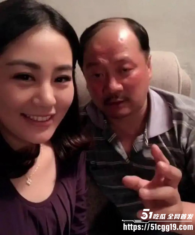 谢广坤扮演者唐鉴军被两位前妻曝光030