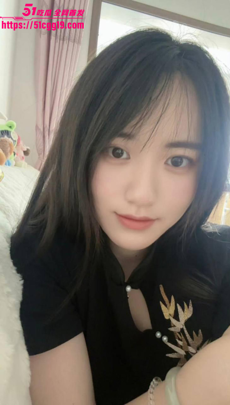 河北小母狗 王慧姿 约炮视频流出 情趣圣诞装真空上阵 美乳笔挺 炮友手指抠逼调教 淫水泛滥浪液成河！