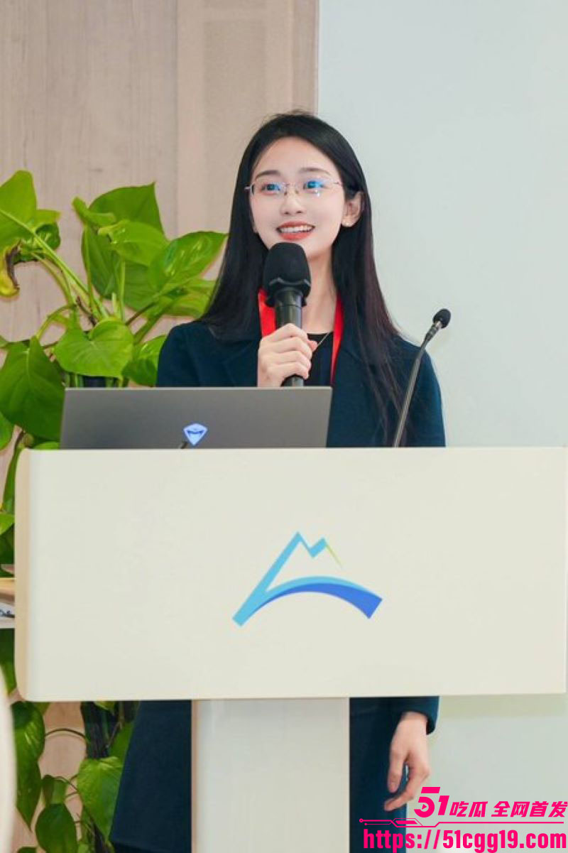 上海体育局财务科员邢娜不雅视频流出 2