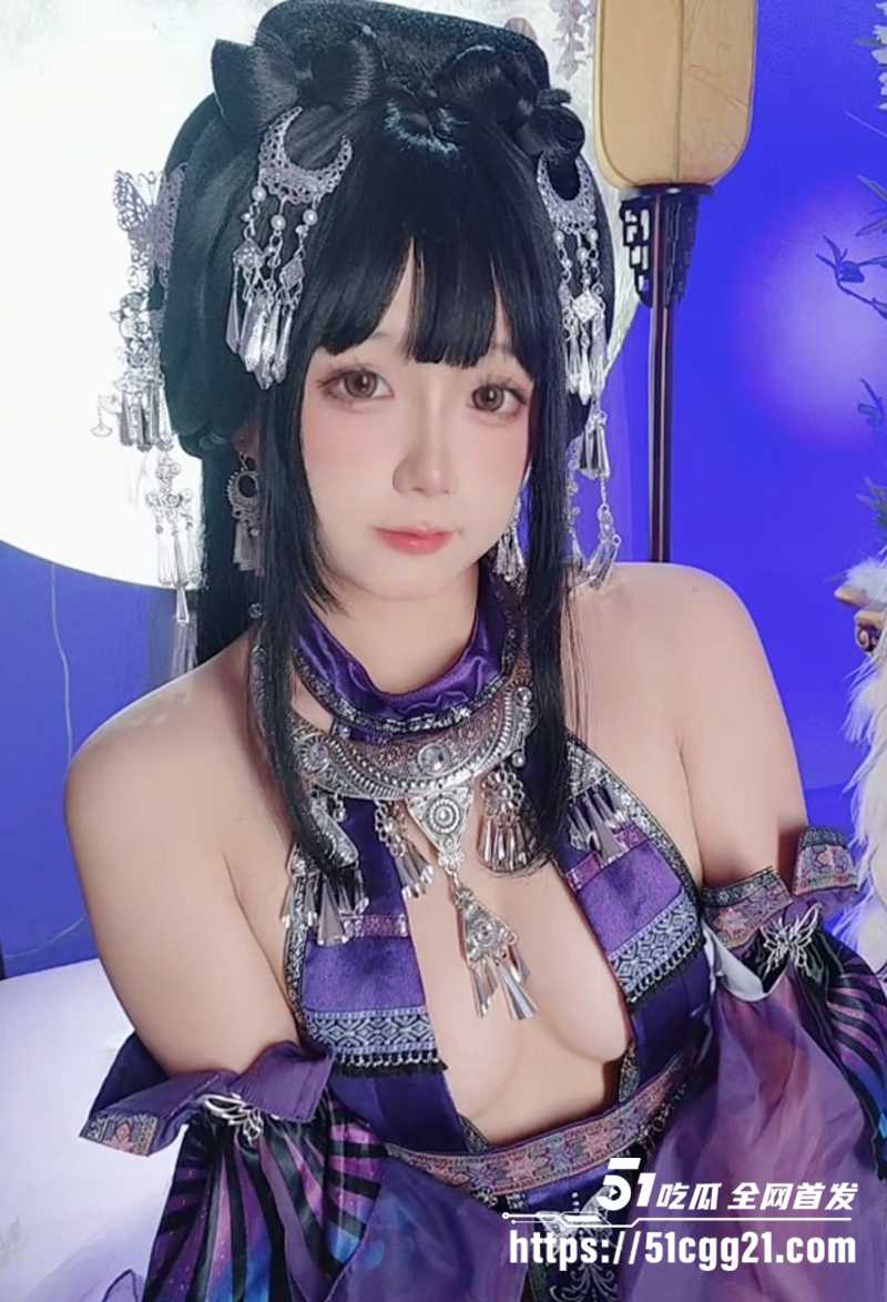 顶级网黄嫩模 日奈娇 新作流出 cos苗疆巫女 蝴蝶乳贴轻掩粉嫩双峰 雪臀摇曳诱人弧线骚到天际！