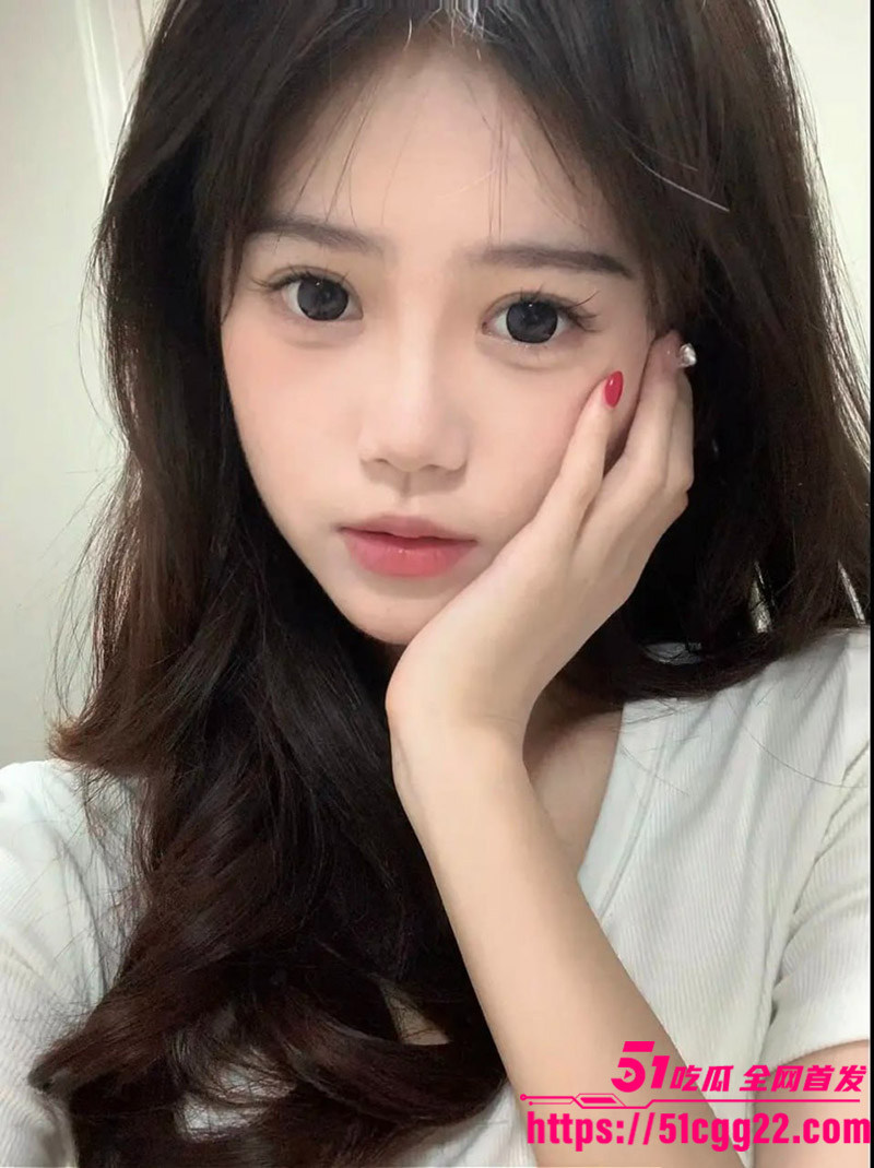 江苏美艳校花 许雨涵 与渣男分手后被曝私密视频 肥嫩鲍鱼被大屌无套狂插 反差骚态传遍全网！
