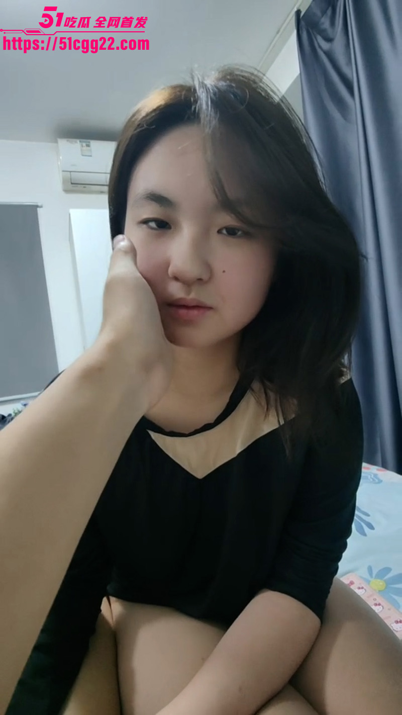 狂野小情侣性爱私拍！母狗女友身材性感美乳Q弹 男友调教足交后入浓精狂射 分手后视频曝光！