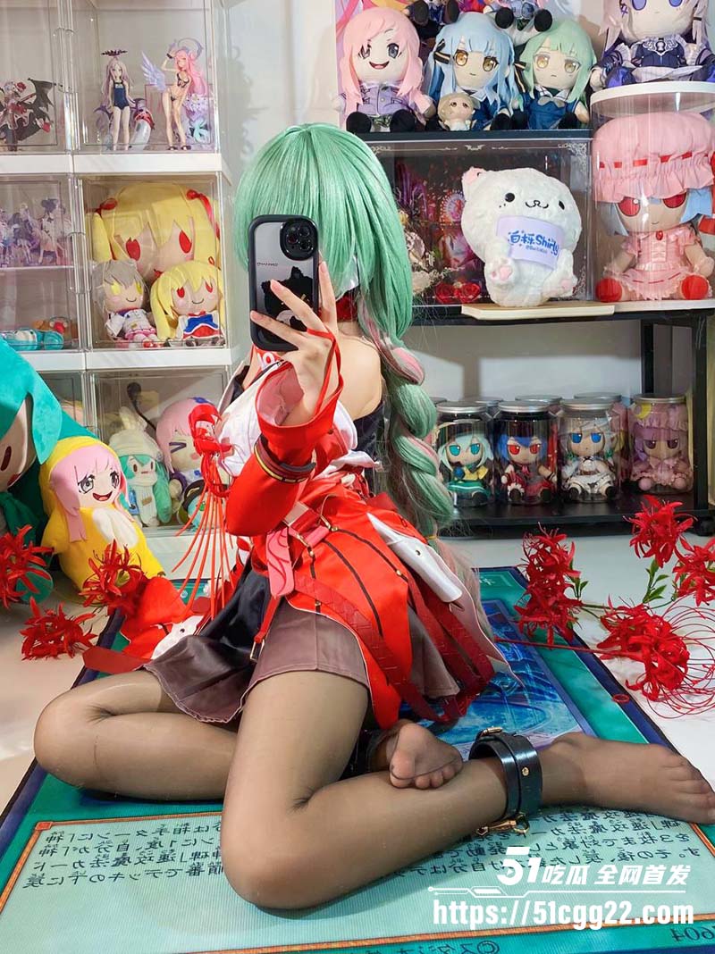 二次元顶流福利姬 白栎Shirly8