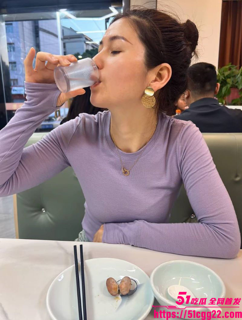 新疆混血顶级美女马燕燕私密性爱视频流出 2