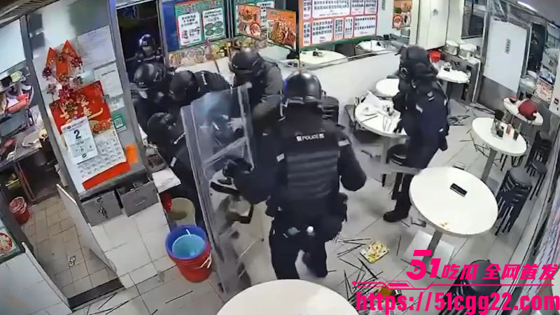 香港上水粉店女子袭警事件 5