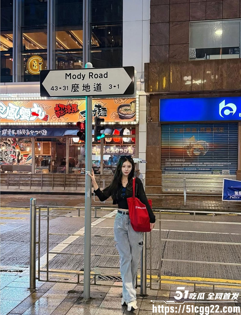 Tiktok网红少妇vv05119