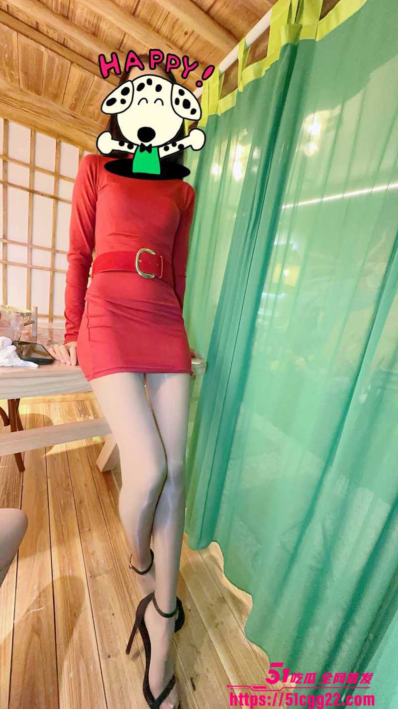 51原创大神 小姨子的秘密 忍不住在茶馆干小姨子骚逼 真是太刺激了！