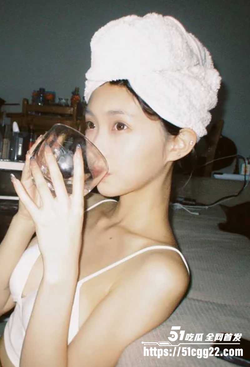兄妹乱伦聊天记录及视频曝光 2 拷贝