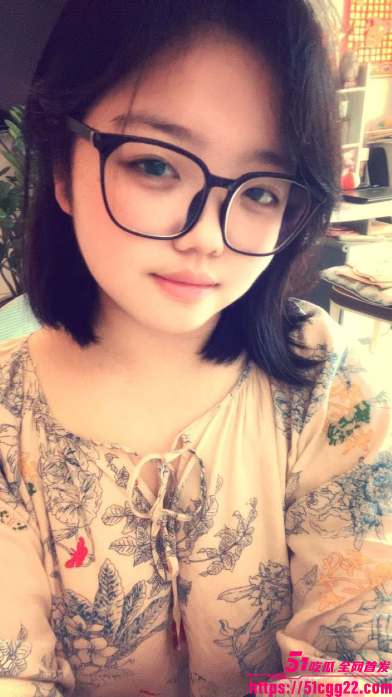 黑龙江宾县巨乳学生妹不雅视频曝光 3