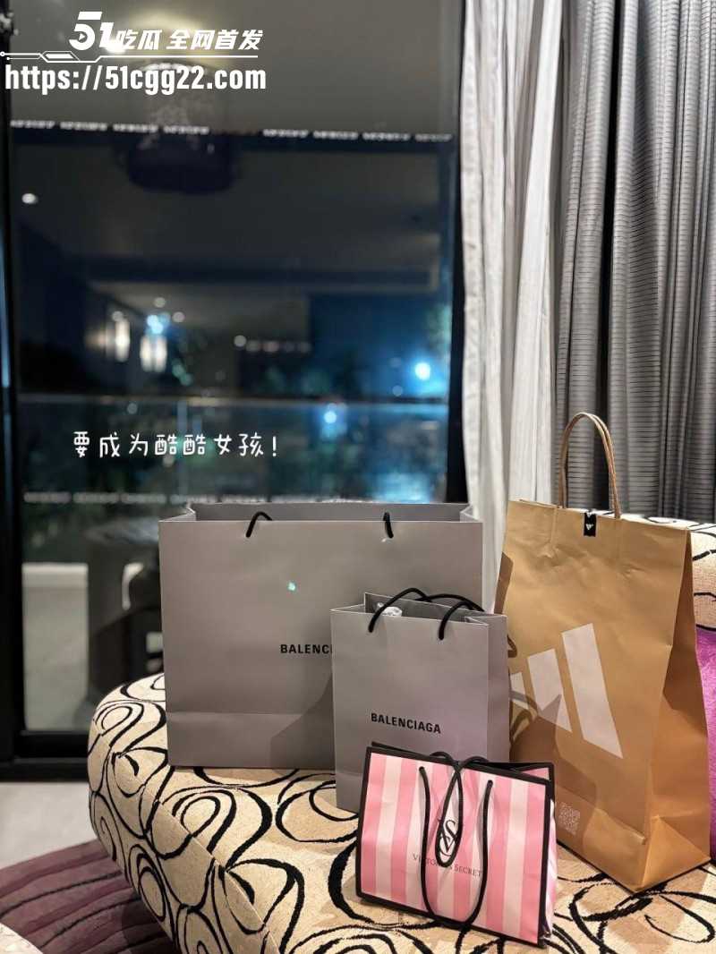07年拜金女炫耀恋爱日常被曝光卖逼012