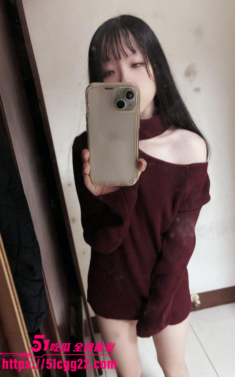 台湾超淫少女 柠宝 私密视频流出 小母狗勾引陌生人回家做爱 大屌狠狠后入翘臀被扇到红肿！