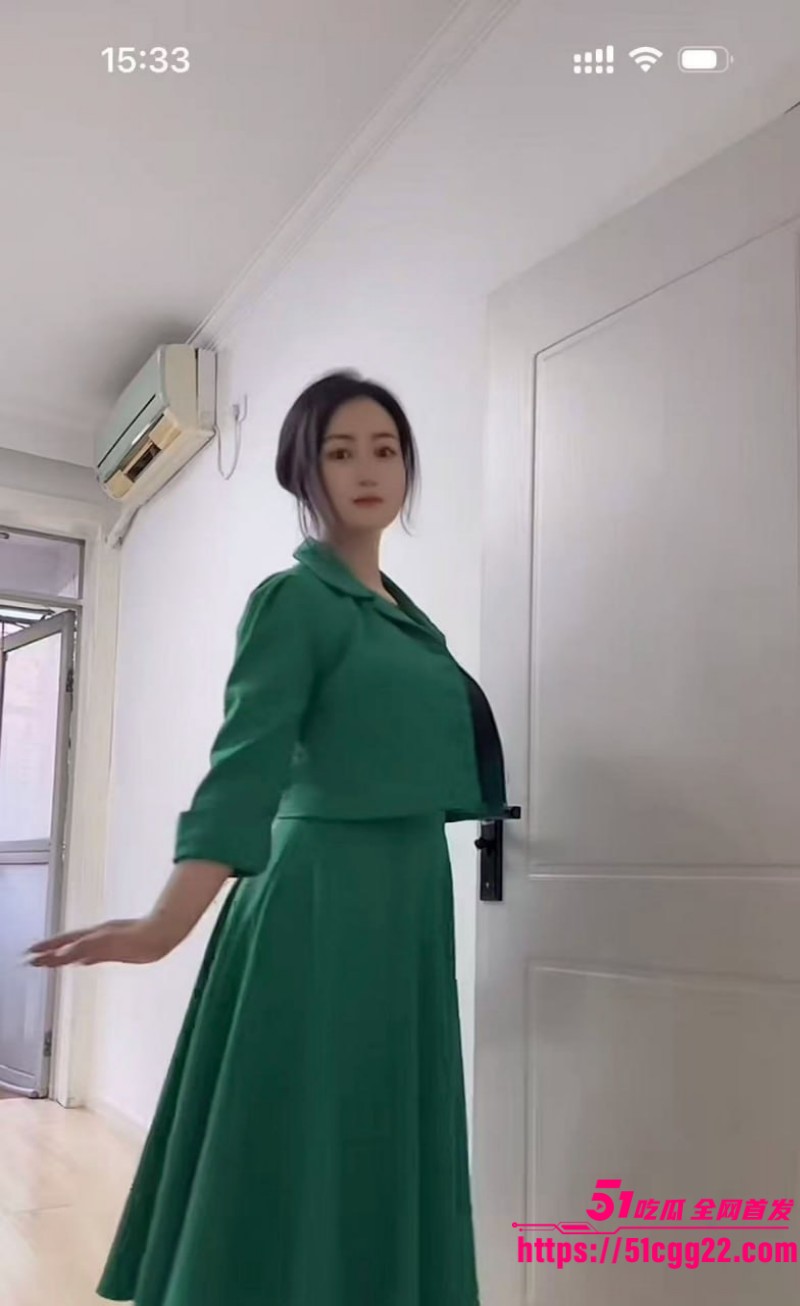 抖音巨乳熟女米粉二号定制福利02
