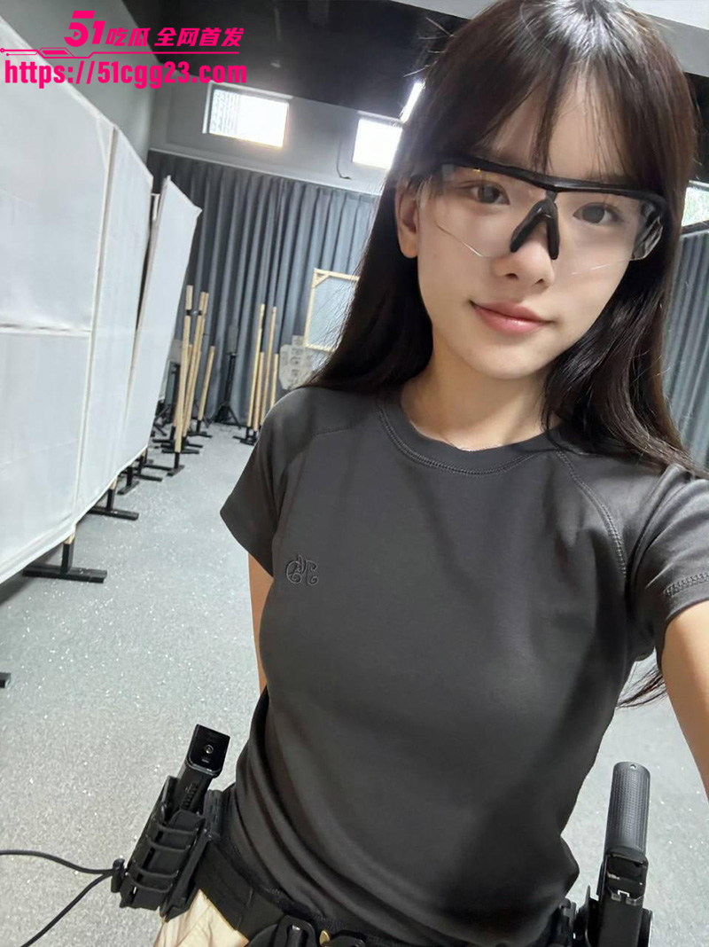 抖音主播 赵小臭 AI脱衣做爱视频 清纯甜妹秒变小母狗 口含大屌深喉秀口技 口爆颜射画面淫靡撩人！
