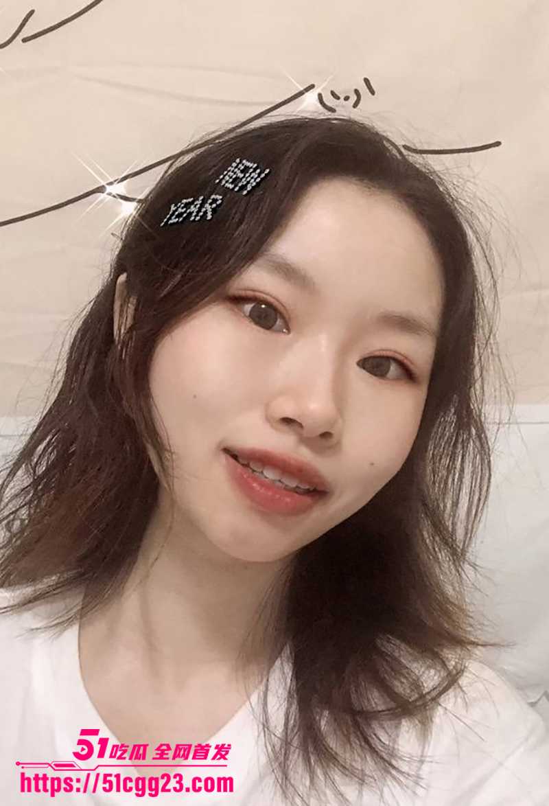 武汉纺织大学外经贸学院辅导员邓易慧不雅视频曝光2拷贝