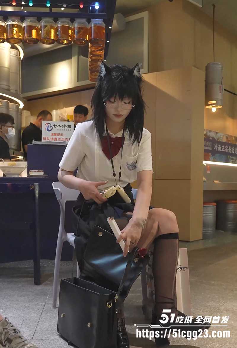 极品制服JK黑丝袜眼镜妹美女小姐姐露出视频流出4拷贝