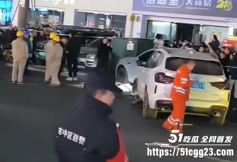 乐山酒驾车祸视频流出 2 拷贝