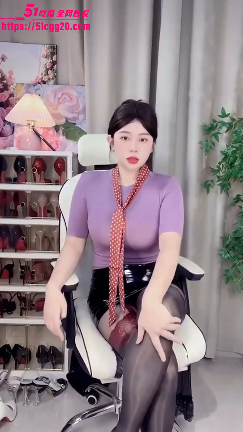 快手巨乳女神雨甯3