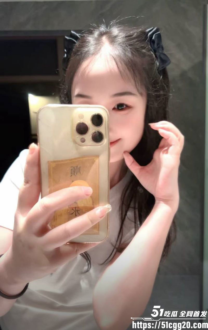 云南玉溪农业局副局长张颖婚内偷腥被妻子实名举报 8