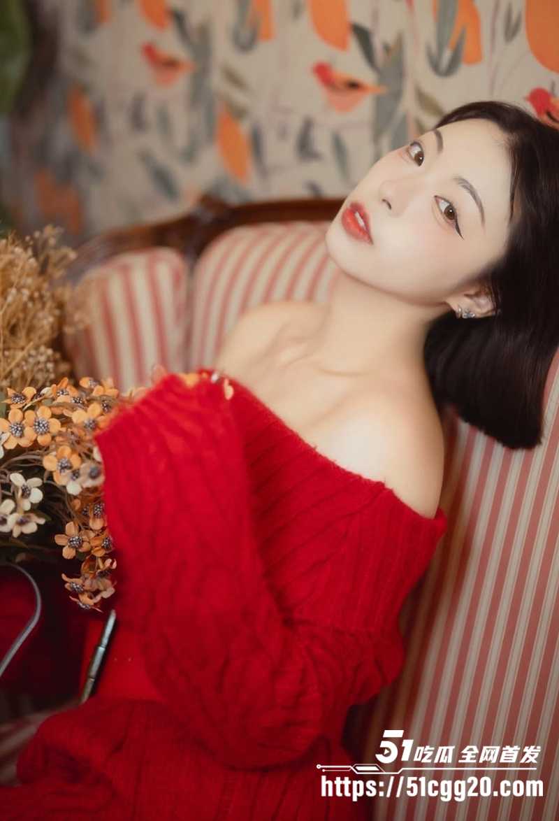 超漂亮巨乳短发小网美约炮自拍视频曝光3拷贝