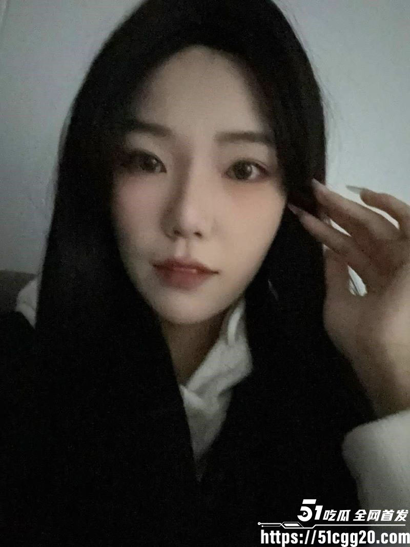黑龙江顶级反差小妹李佳宝裸贷视频泄漏 3