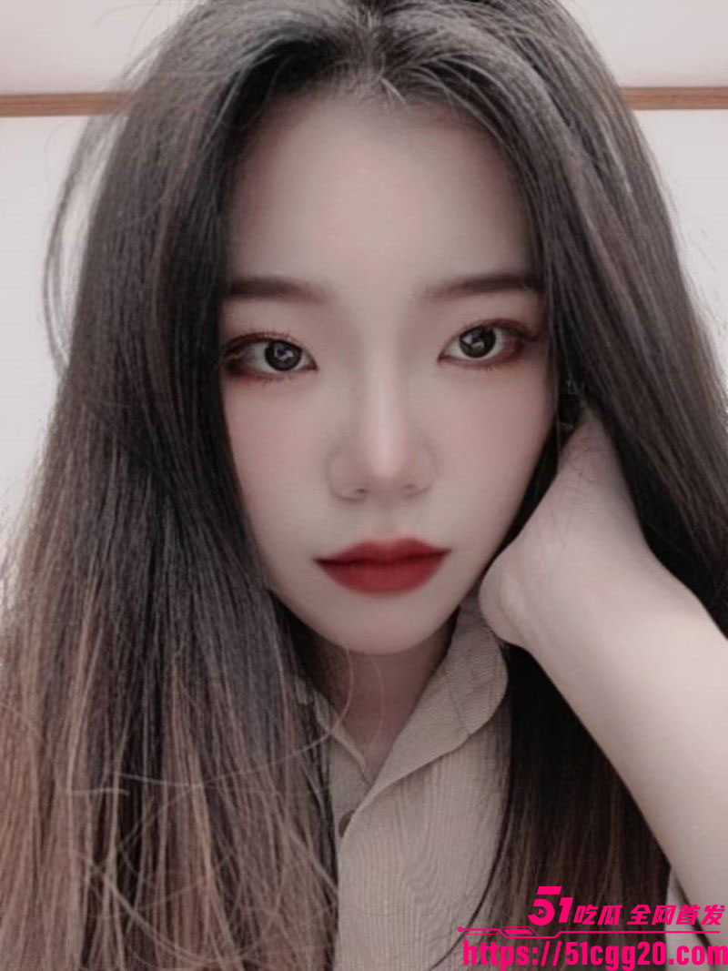 黑龙江顶级反差小妹李佳宝裸贷视频泄漏 4