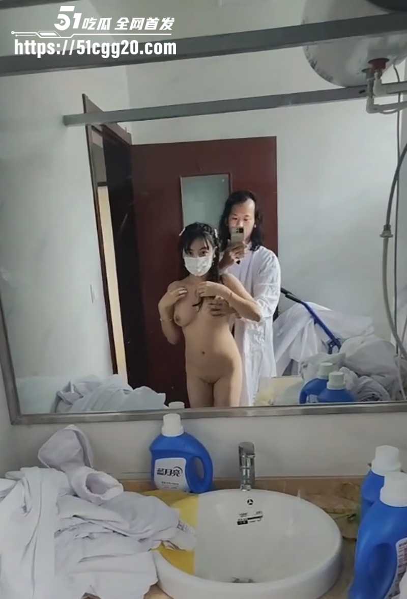 顶级露出艺术家TonyJ和贝贝露出视频流出10拷贝