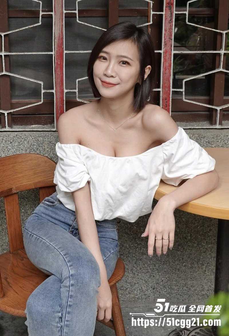 短发巨乳网美麦性爱视频曝光 3 拷贝