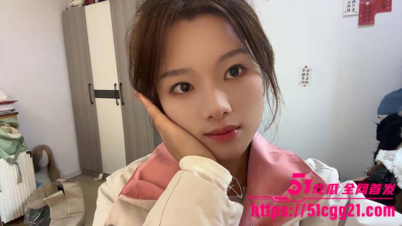 重庆万州区清纯女教师 杨艳 出轨大瓜曝光 瞒着男友四处暧昧约炮 强悍性欲堪比卖逼女！