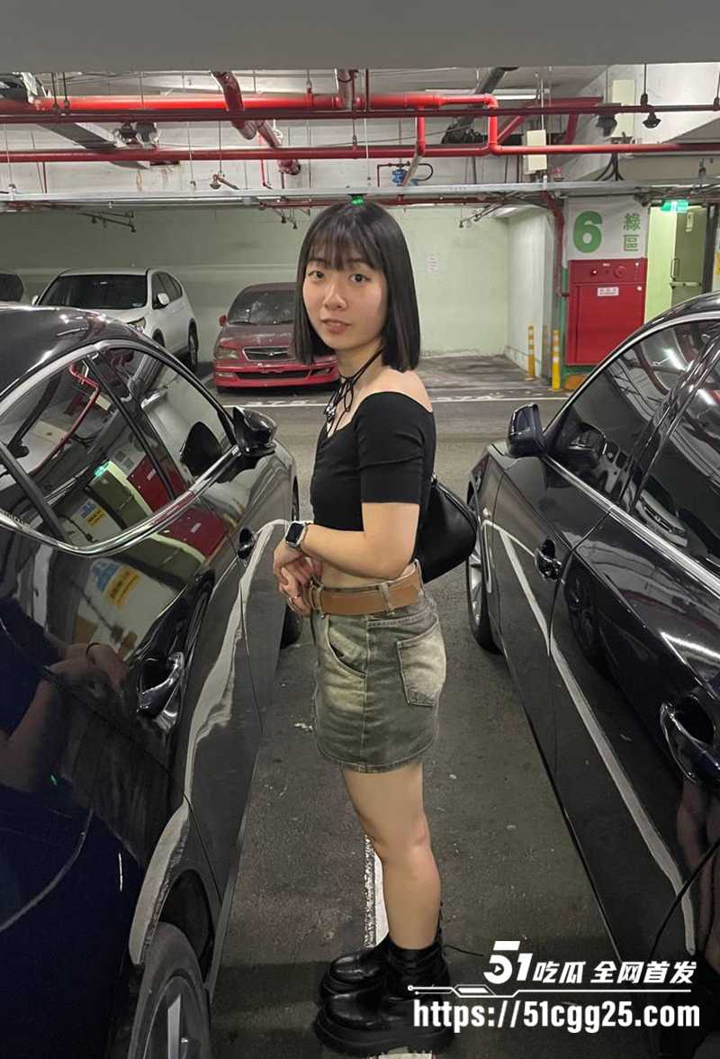 新生谢凯琪与前男友自拍的露脸性爱视频曝光1拷贝