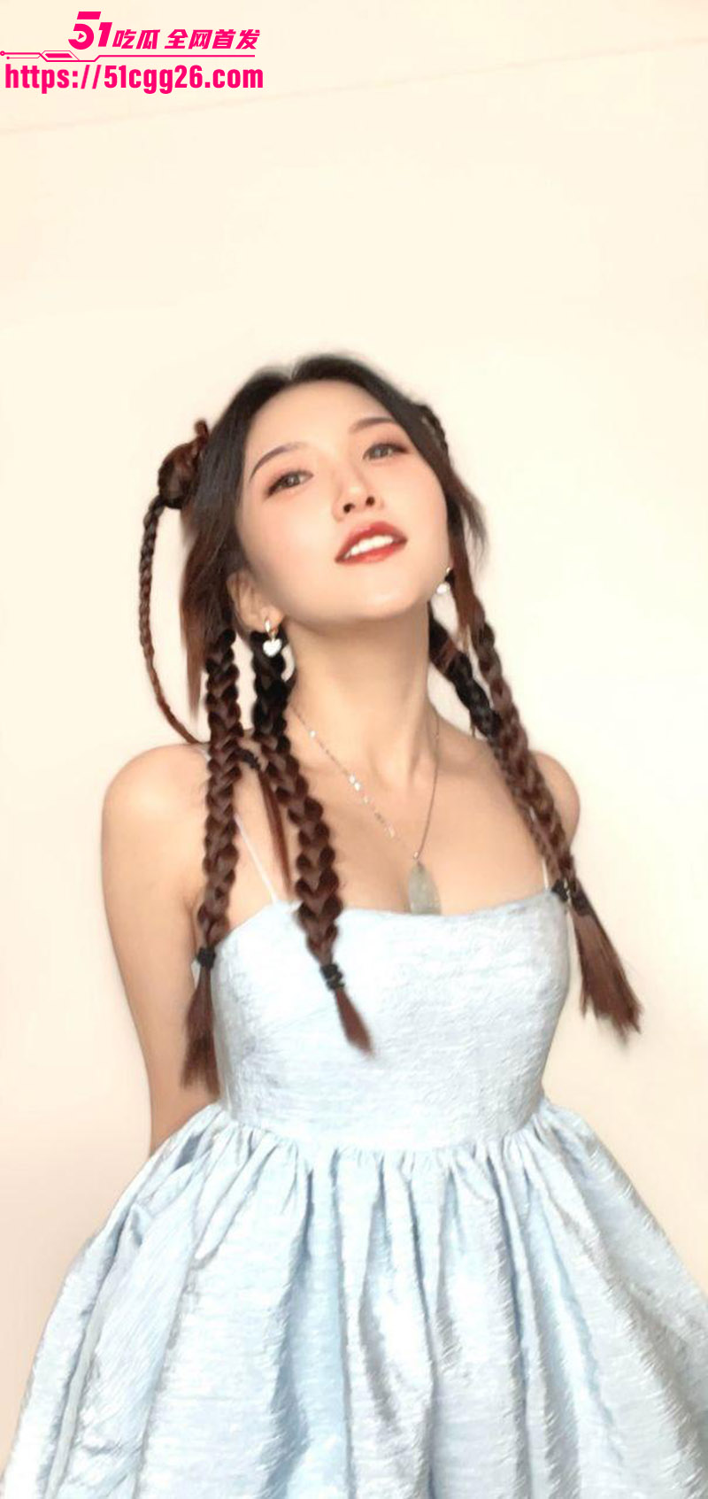 华南师范大学美术学院 付子逸 对着女神照片疯狂撸管 浓精狂喷 堪称顶级魔怔人！