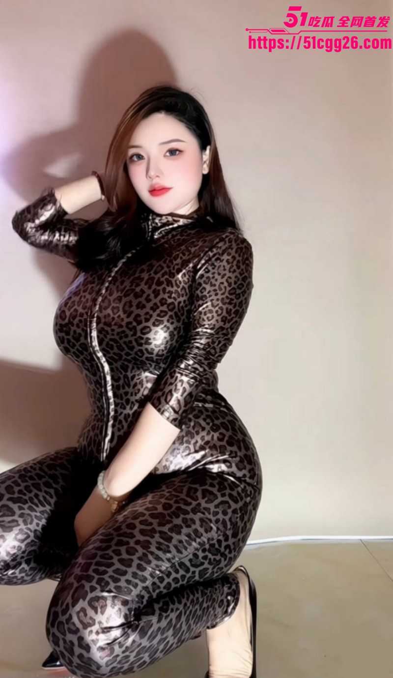 快手爆乳御姐36G大馒头定制福利02