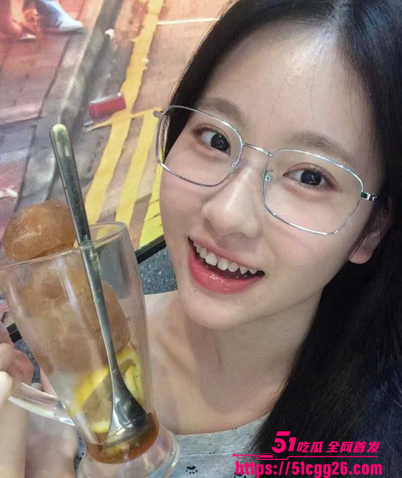 19岁花季少女