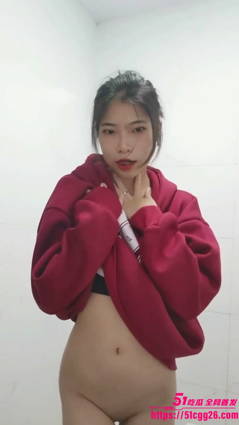 浙江职校反差婊陈晓晓土豪重金定制私拍曝光 4