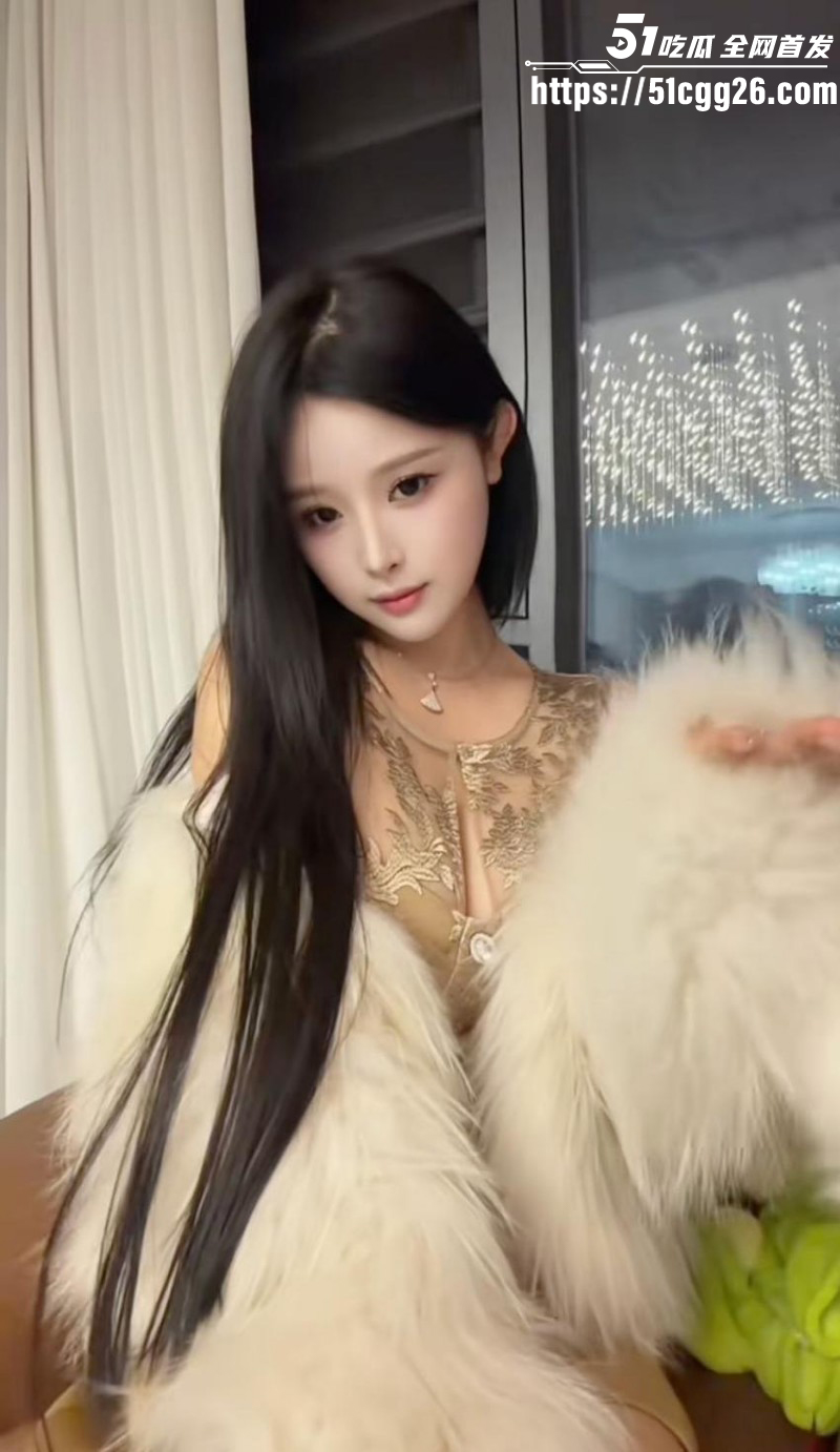 抖音网红兔兔baby与金主裸聊自慰03
