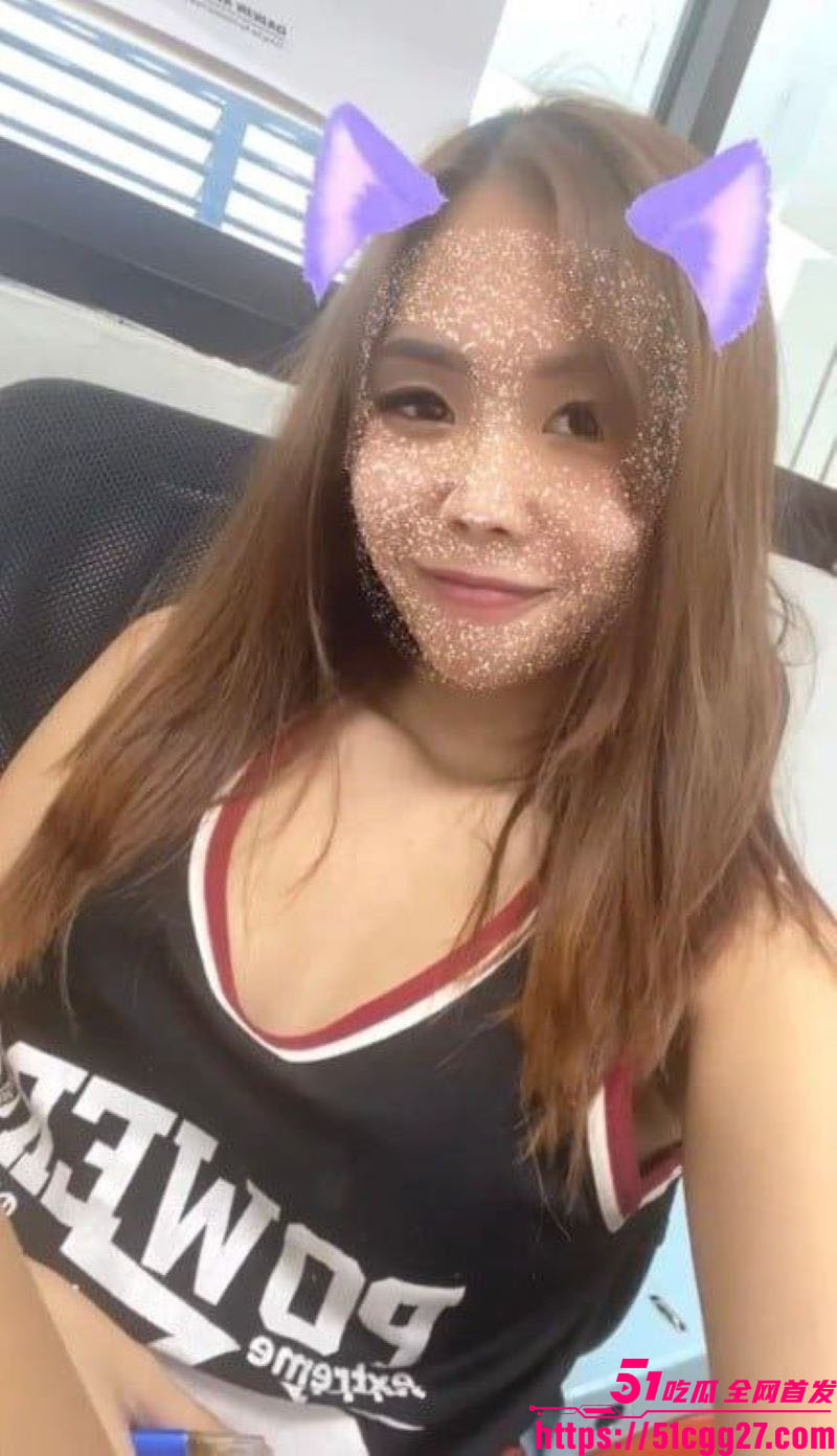 20岁大学女友陈依芮自拍无套做爱视频 4