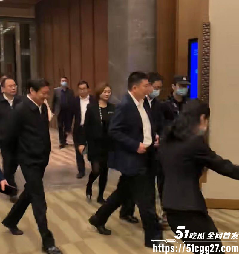 武汉前市长 周先旺 巨额受贿与权钱交易 包养情妇权色交易后宫多如选妃 性爱视频独家曝光！