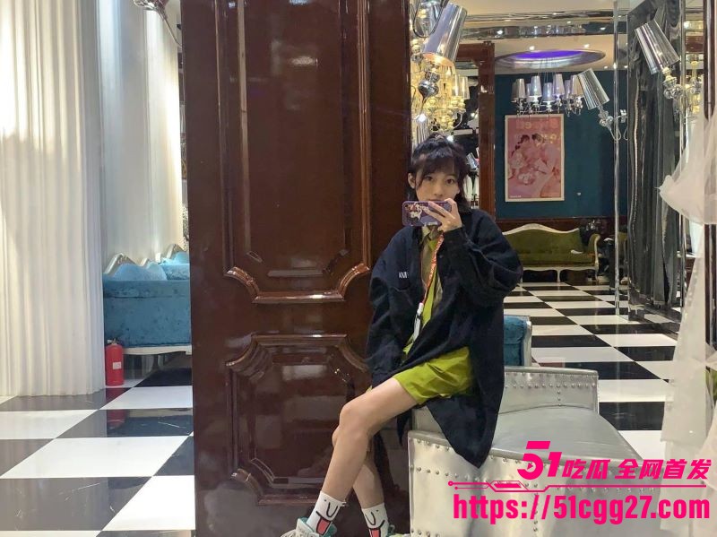 营口花店老板娘刘姝麟约炮视频曝光 4