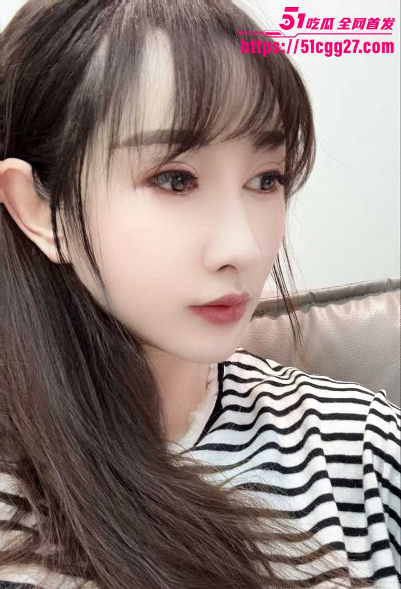 性感爆奶车模 维可娜 不雅视频被曝 下海捞金玩莞式服务 被金主偷拍 露脸深喉扛腿爆操骚如狗！