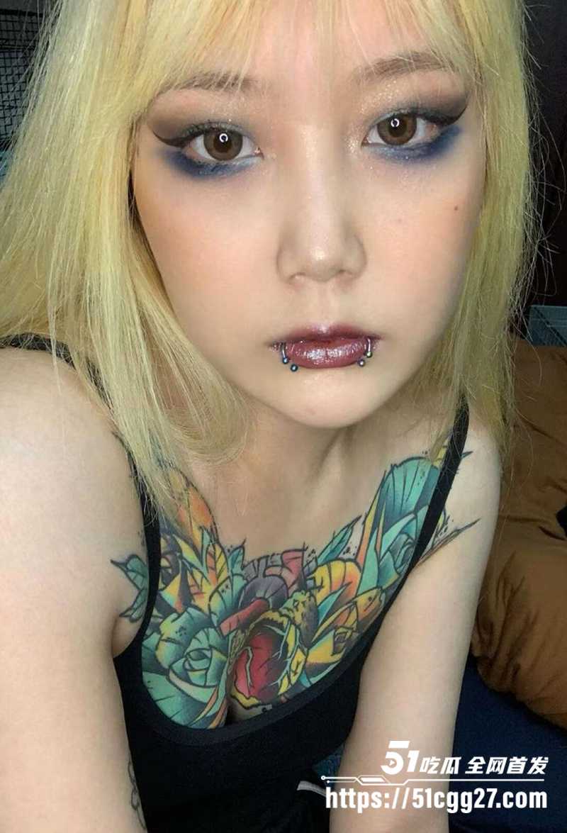 纹身反差表性爱视频曝光 1 拷贝