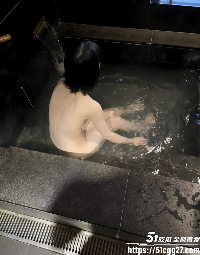极品高颜值学生妹陈思晴出轨视频流出 6