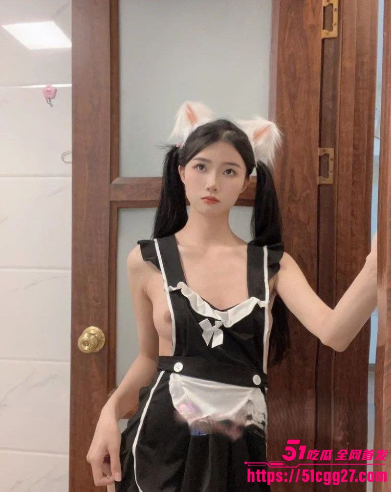 超美大学生校花muzhen88被金主包养调教 2
