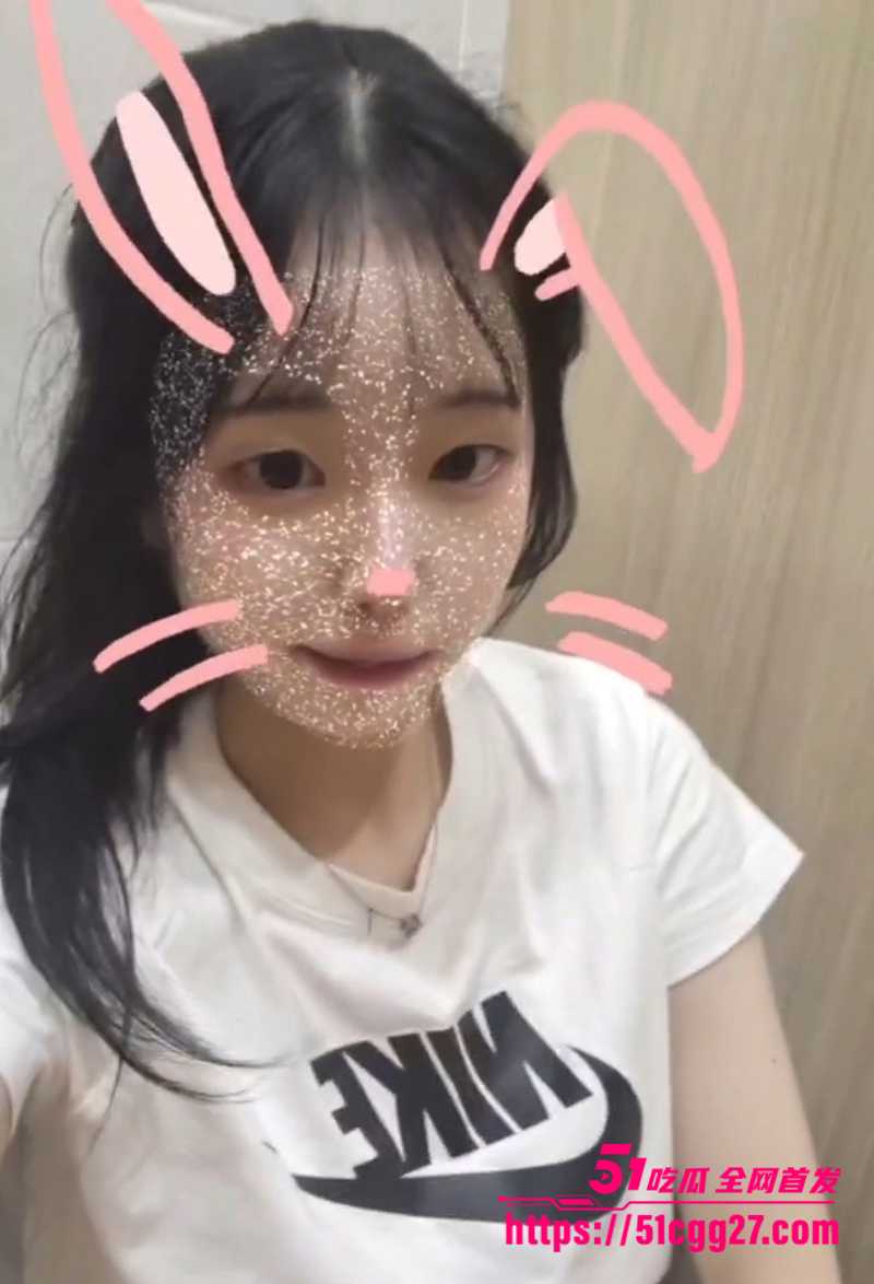 尊贵的肃贞公主自慰合集流出 3 拷贝