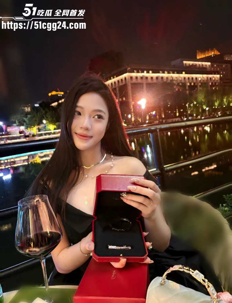 檀健次刘一诺恋情实锤曝光02